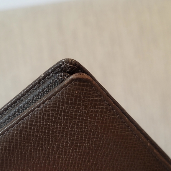 Authentic Louis Vuitton Portivier 3 Volle Taiga Bifold Multiple Wallet - Picture 9 of 15